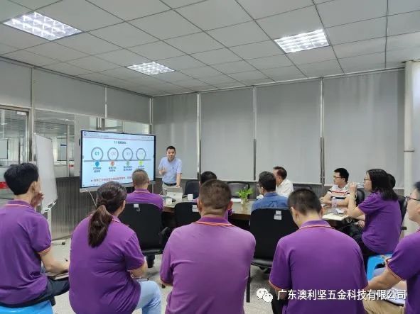 政产研智助强企专家组莅临万象城体育公司指导